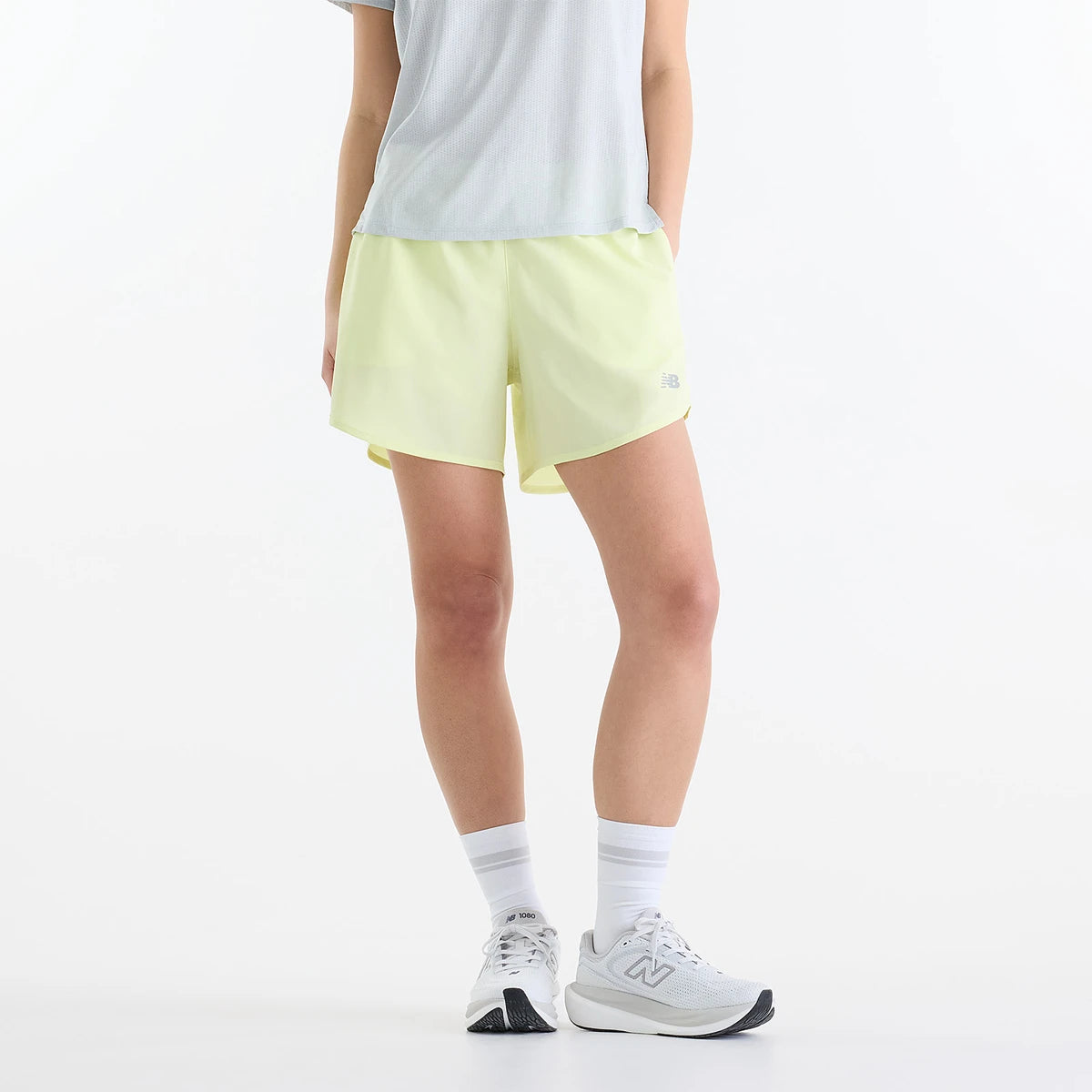 Short New Balance Donna Sport Essentials 5In