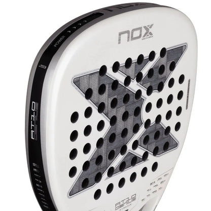 Racchetta Test di Padel Nox AT10 Genius Attack 12K Alum Xtreme by Agustin Tapia