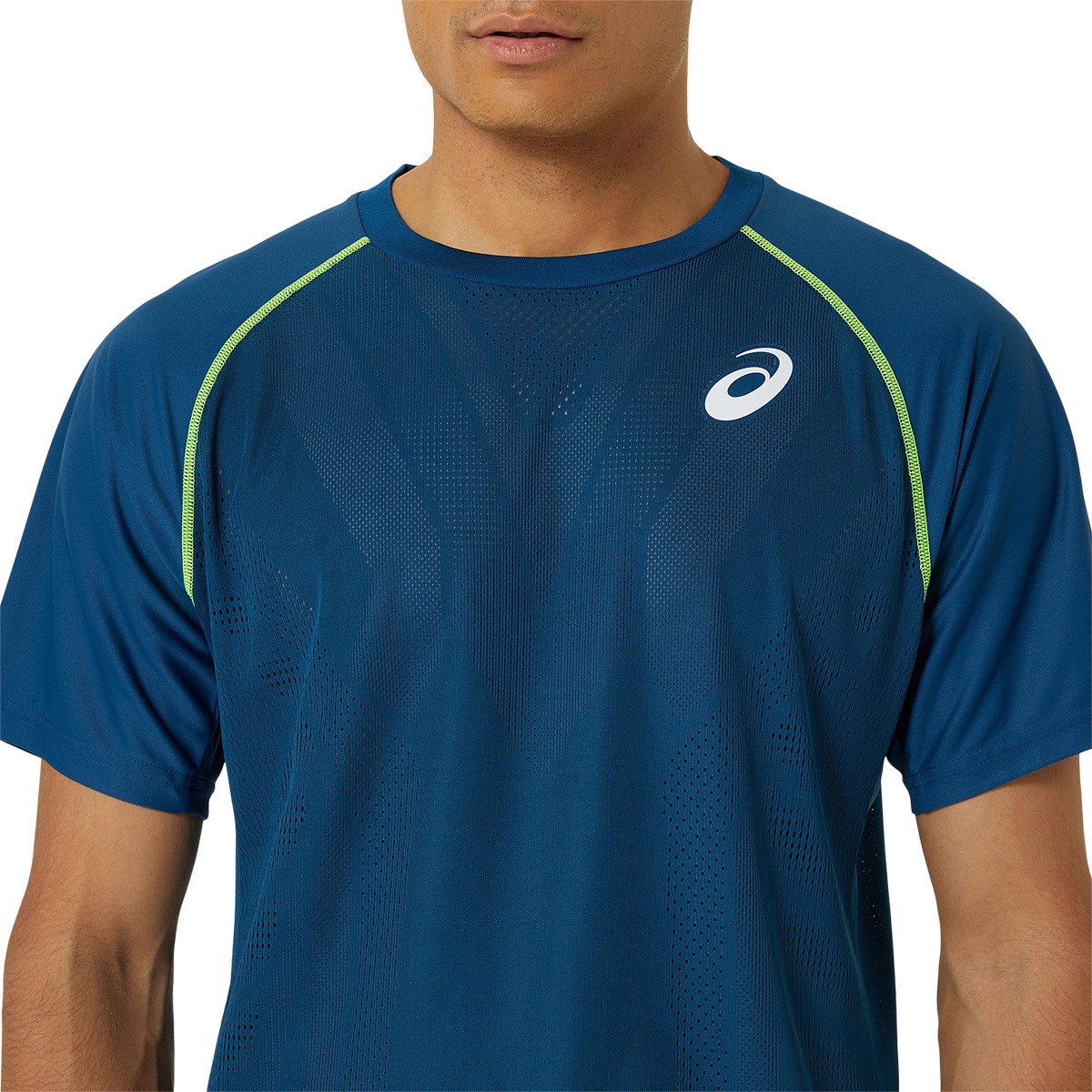 Asics uomo abbigliamento store