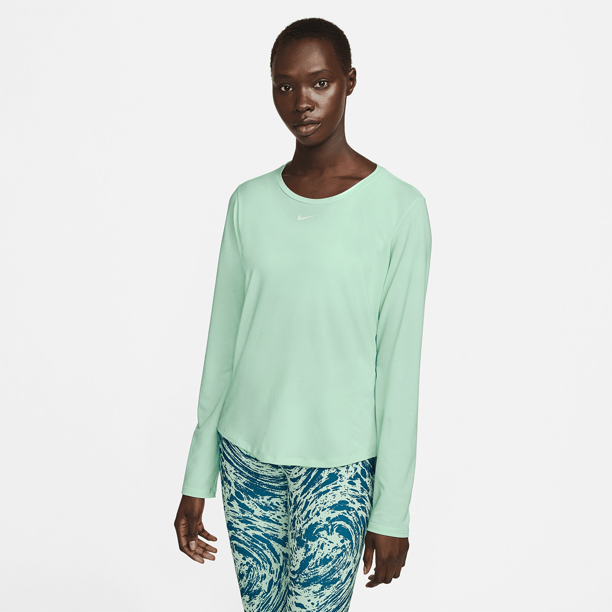Top nike maniche lunghe on sale